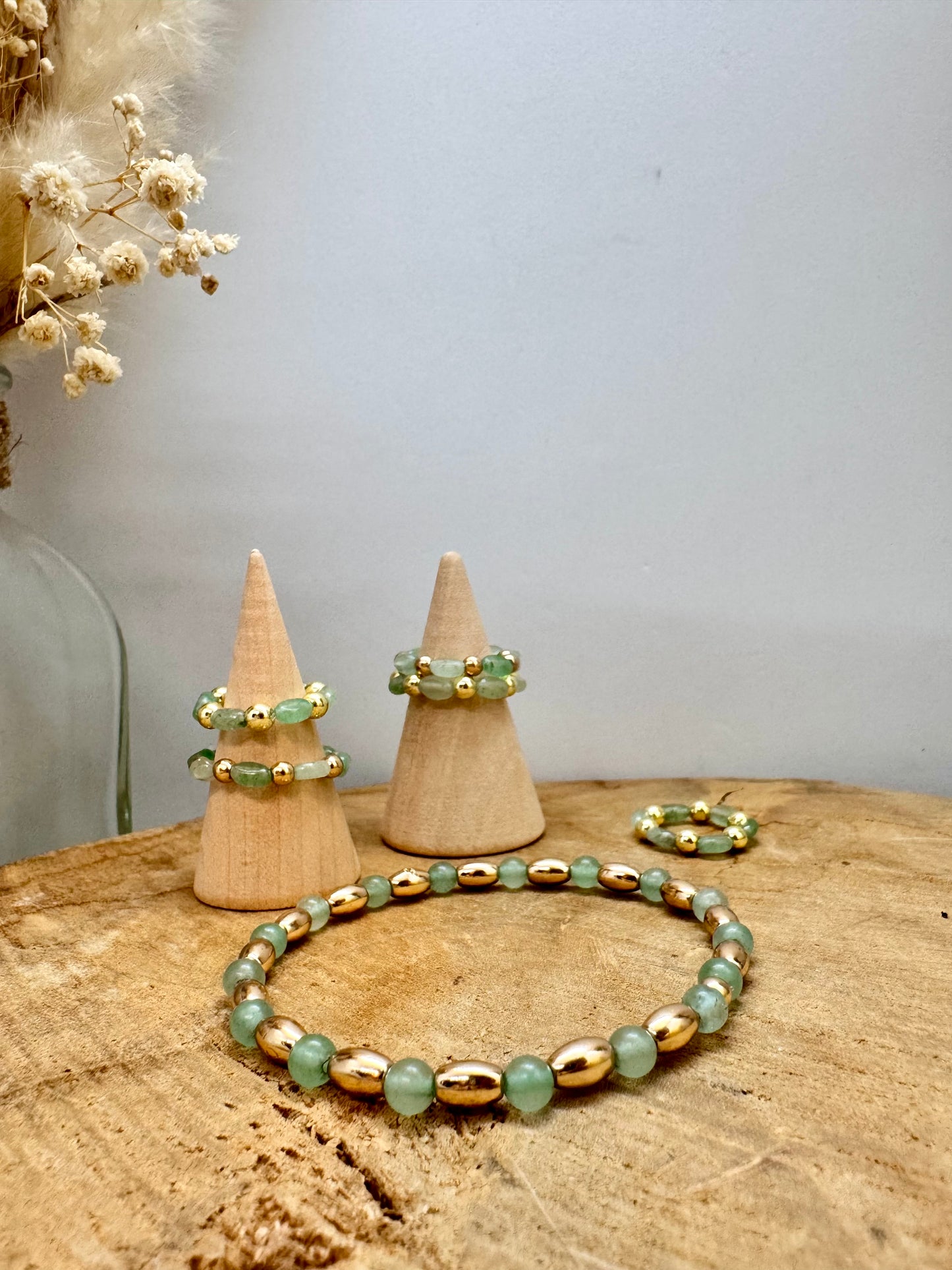 Collection de bijoux Délicats et fins en Aventurine & Hématite dorée – Bague et bracelet assortis