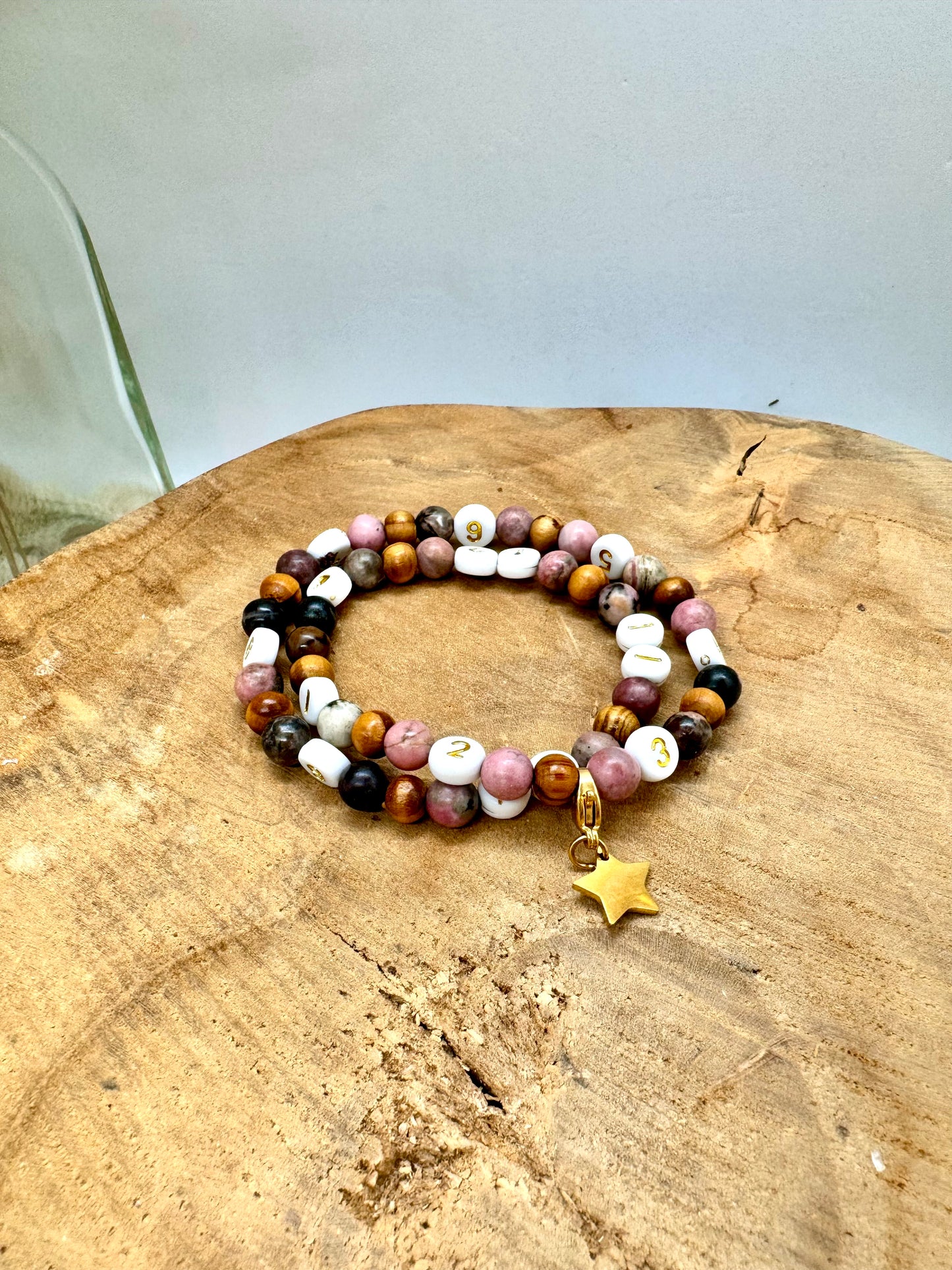 Bracelet d’allaitement en bois et rhodonite rose avec breloque détachable en acier inoxydable - bijou allaitement