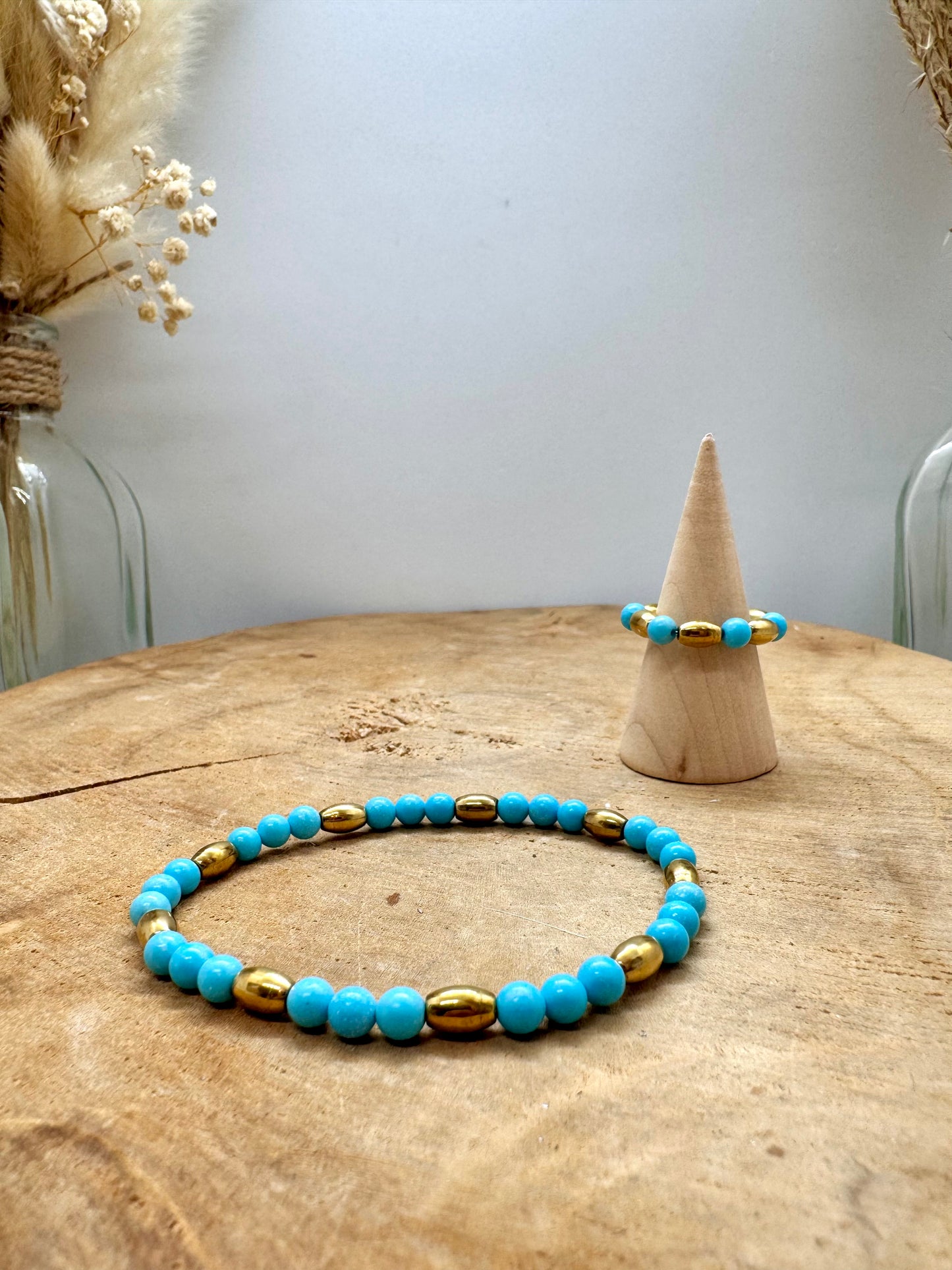 Collection bracelets et bagues fines – Pierre naturelle & acier inoxydable doré