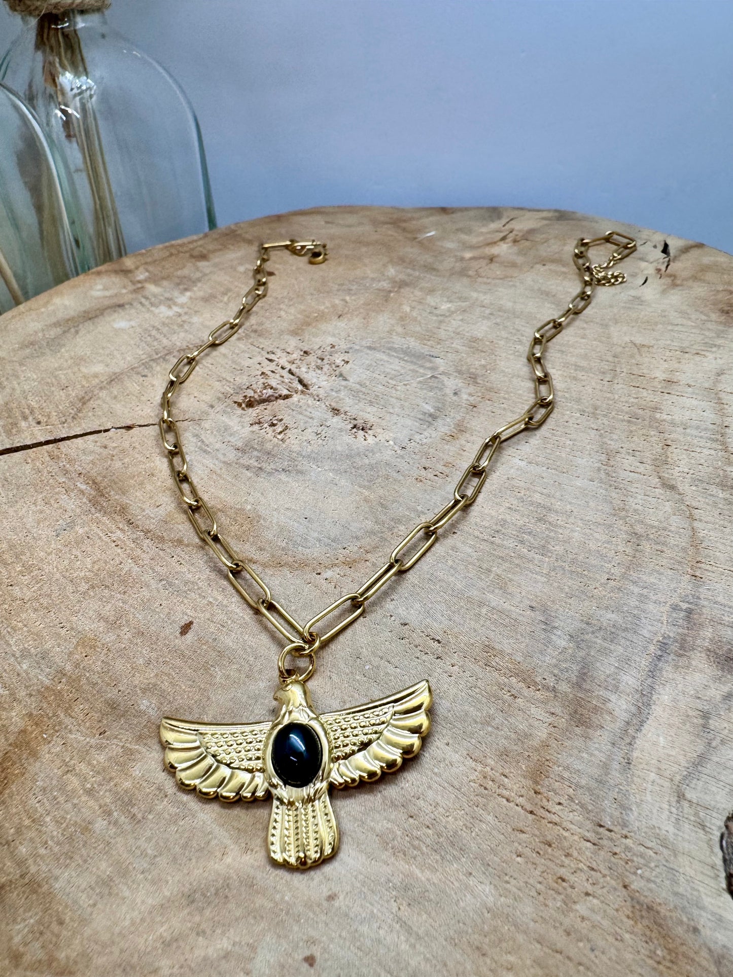 Collier Acier Inoxydable Doré – Chaîne Gros Maillons avec Pendentif Aigle et Pierre Onyx