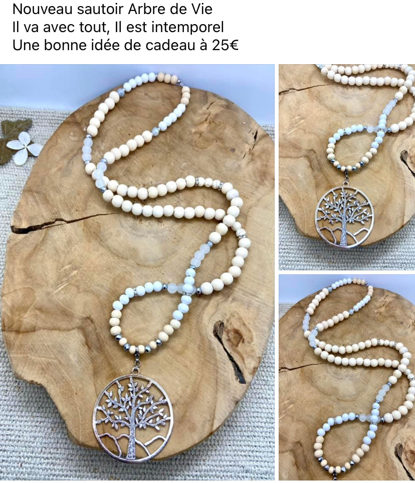 Sautoir en Perles blanc et bois clair pendentif, arbre de vie