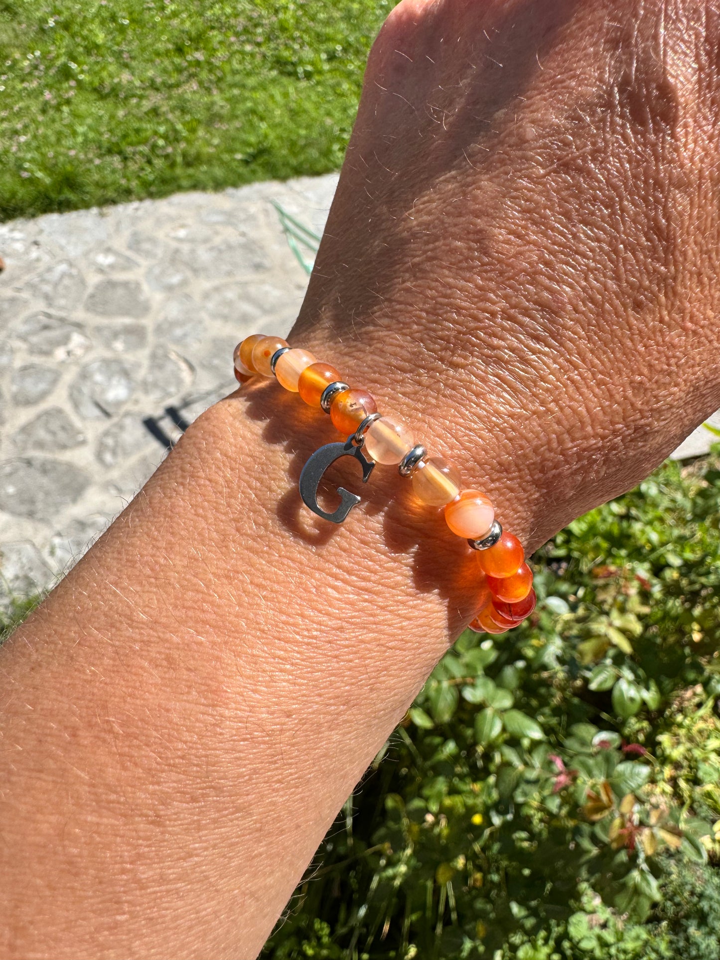 Bracelets en pierre naturelle de naissance avec initiales personnalisables