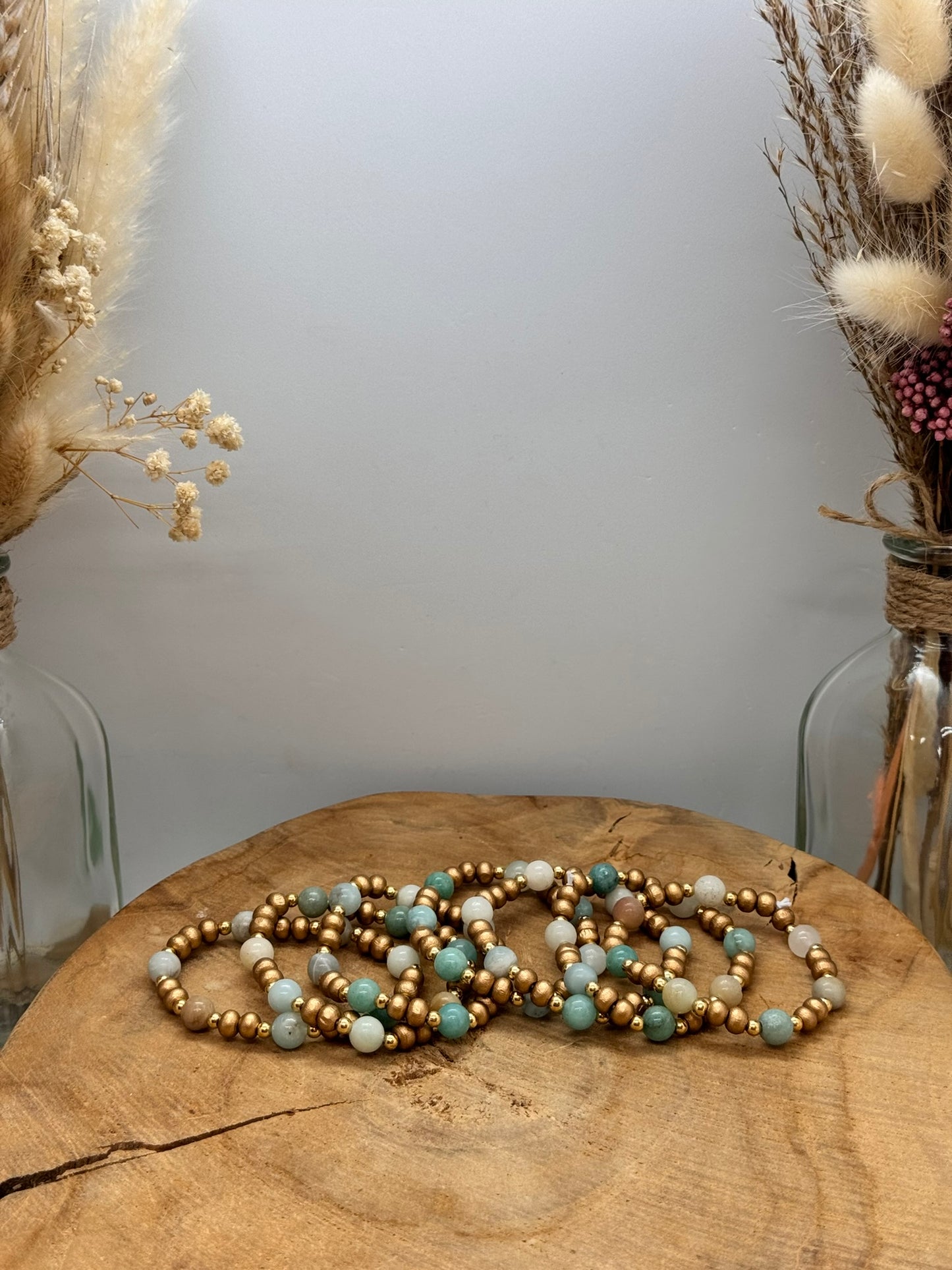 Bracelets en Pierre Amazonite et Bois Doré