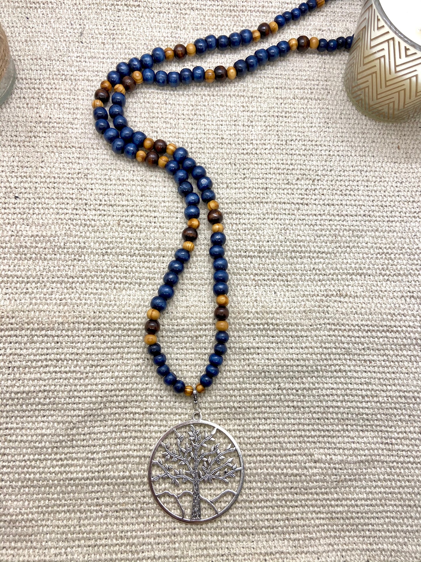 Sautoir en bois bohème chic pendentif mandala