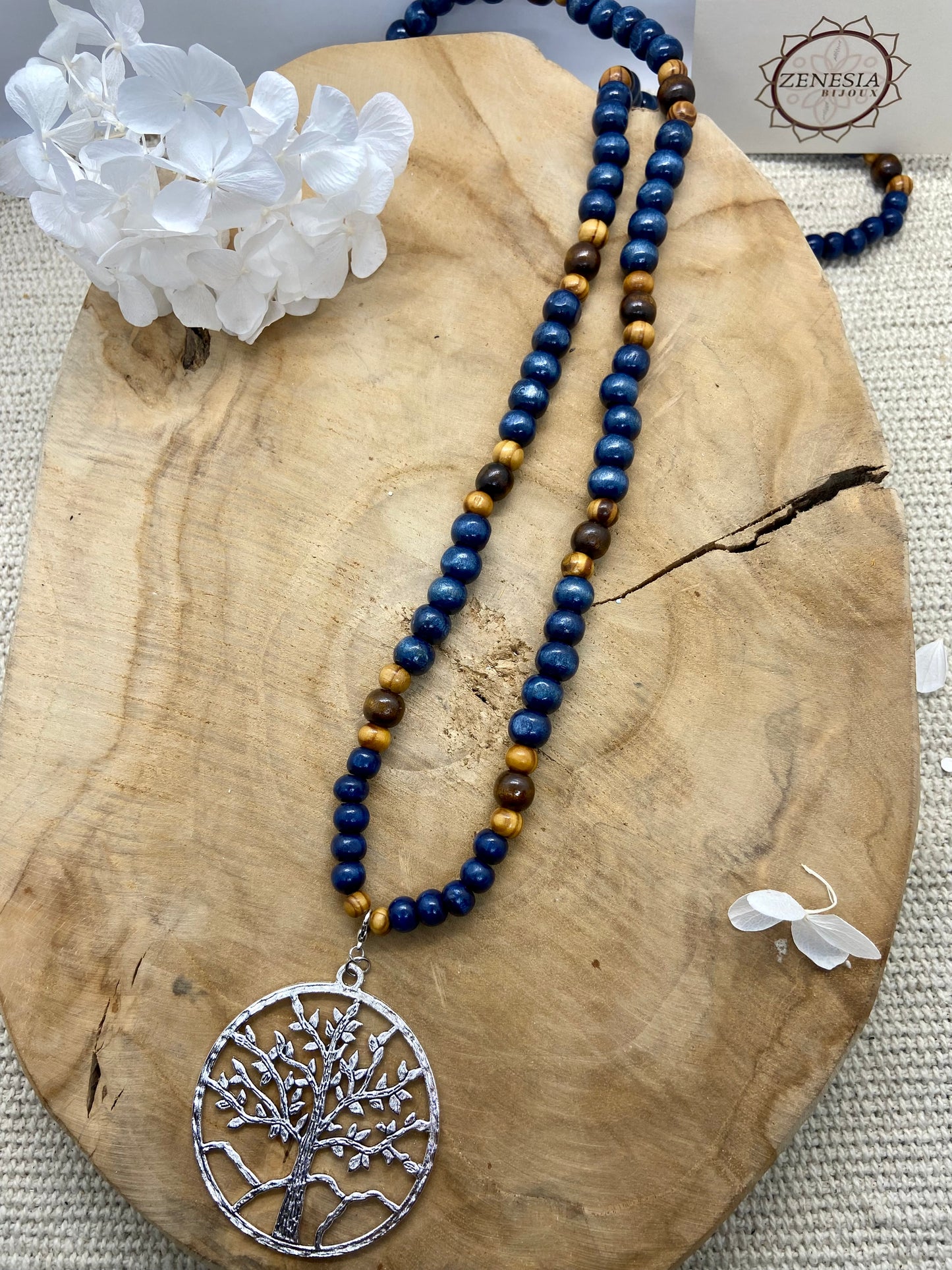 Sautoir en bois bohème chic pendentif mandala