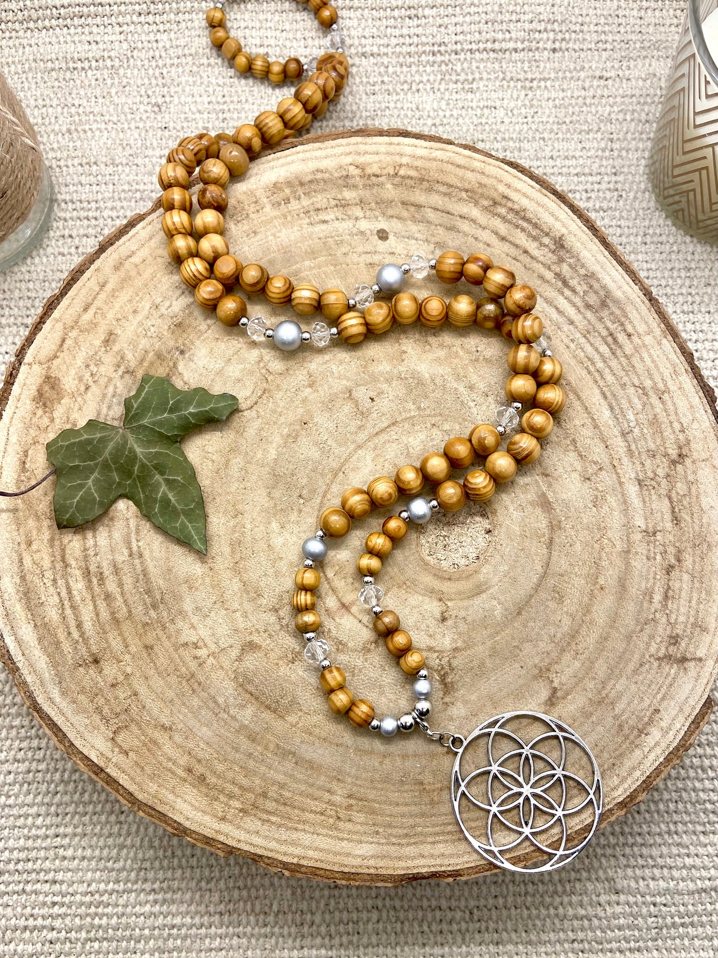 Sautoir en bois hippie chic pendentif Mandala