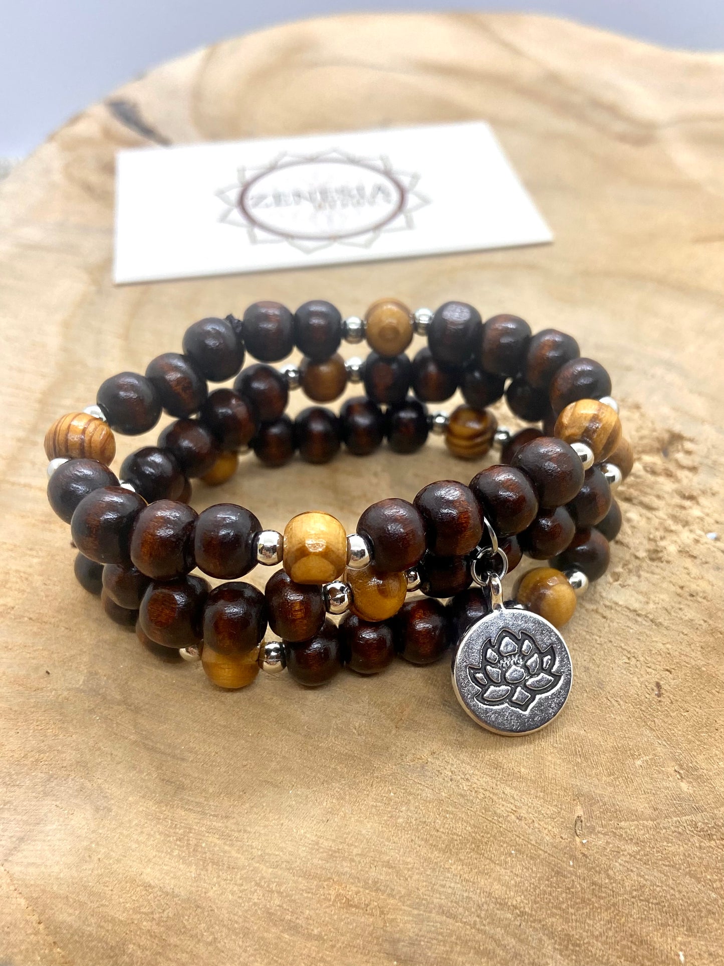 Lot de bracelets en bois et pierre naturelle breloque Fleur de Lotus
