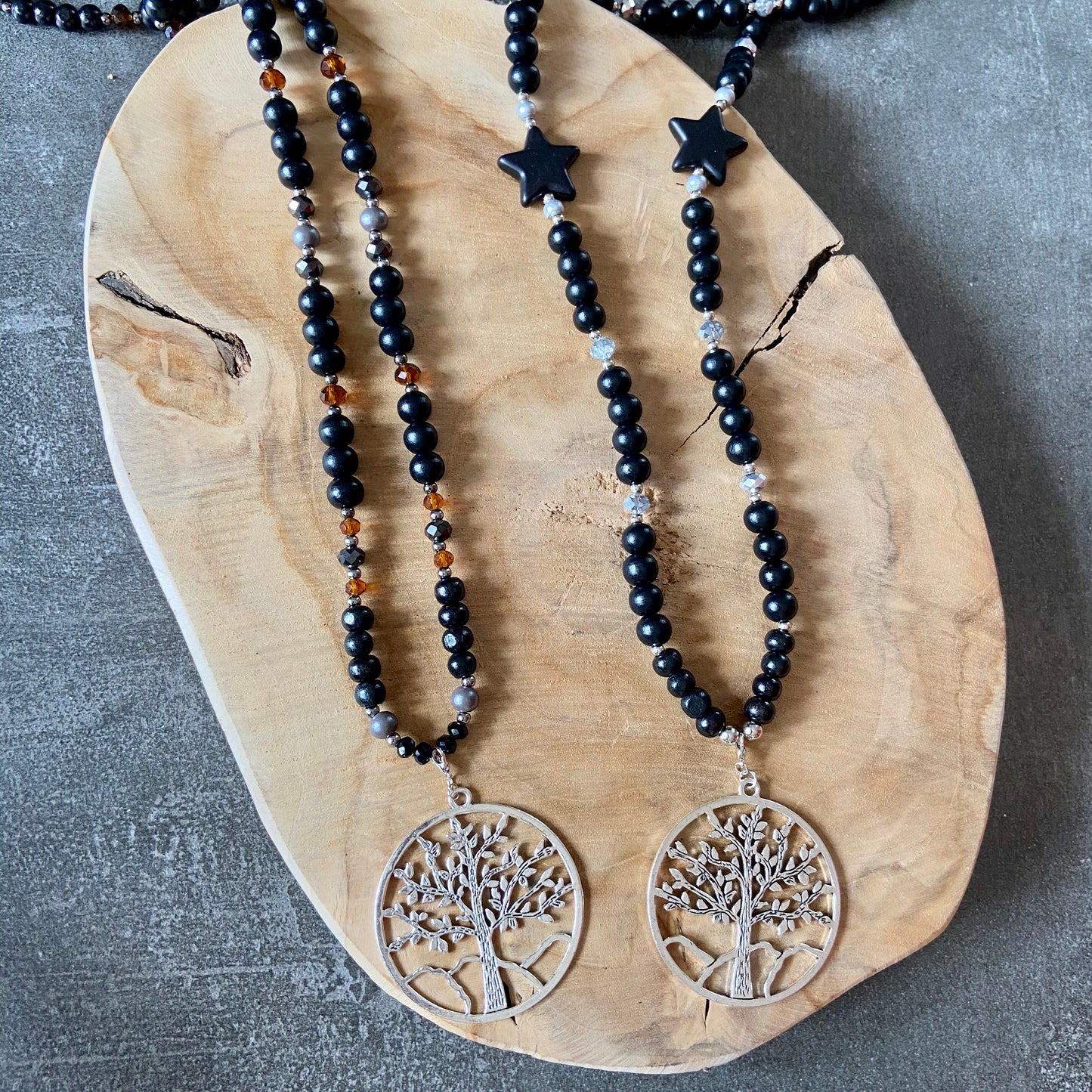 Sautoir bohème chic pendentif arbre de vie