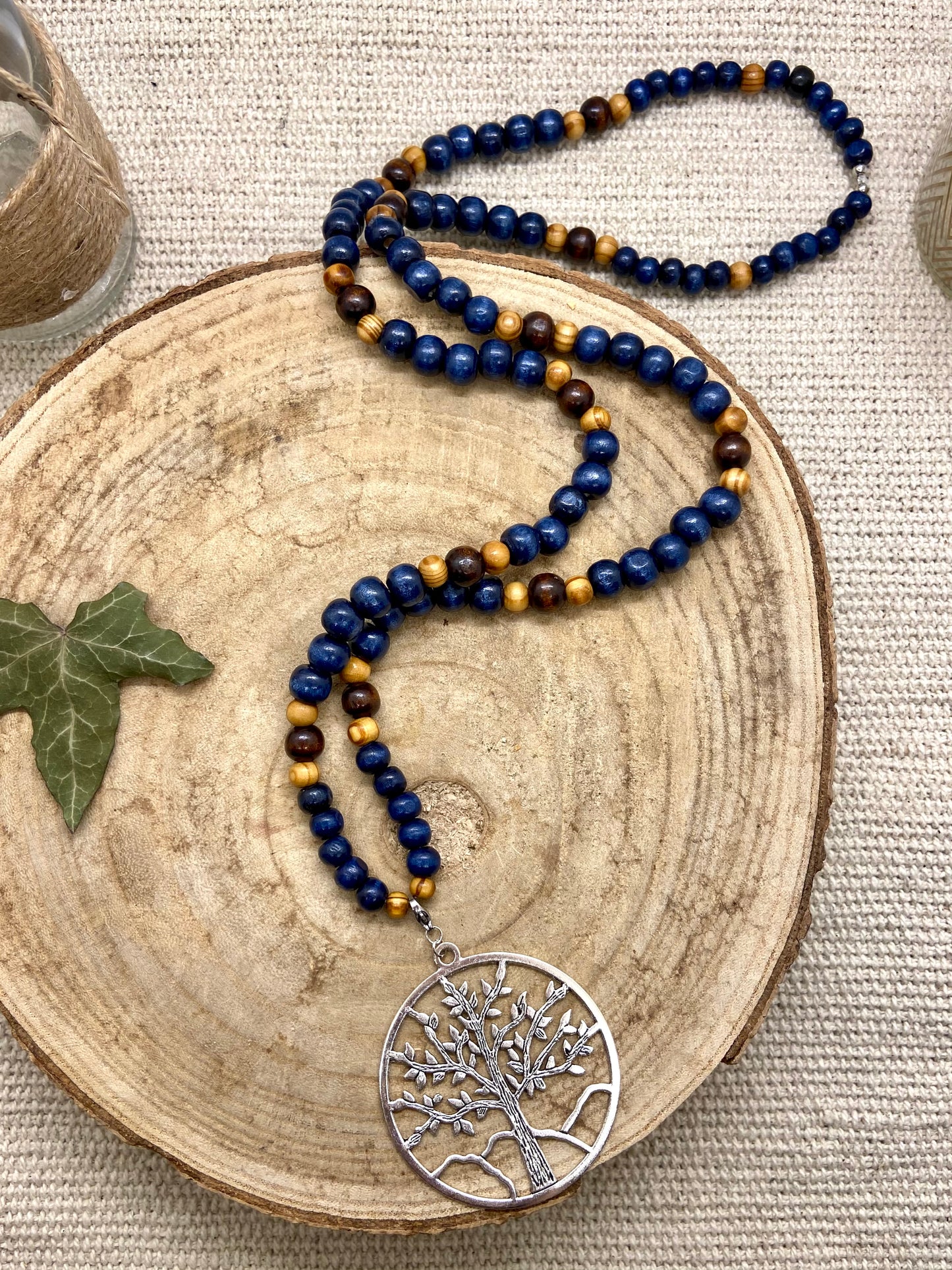 Sautoir en bois bohème chic pendentif mandala