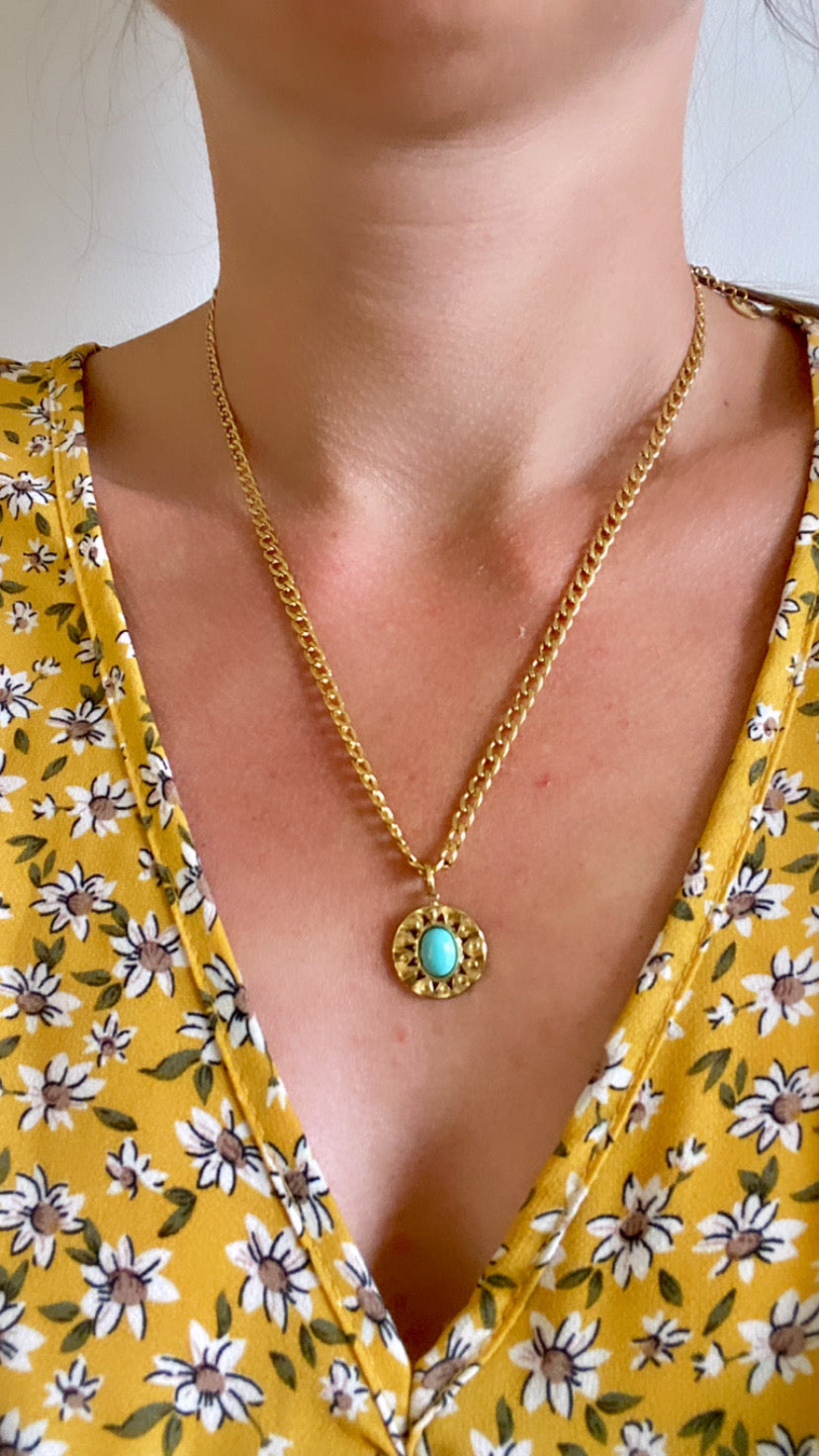 Collection de collier chaînes gourmettes inox et pendentif cabochon couleur au choix