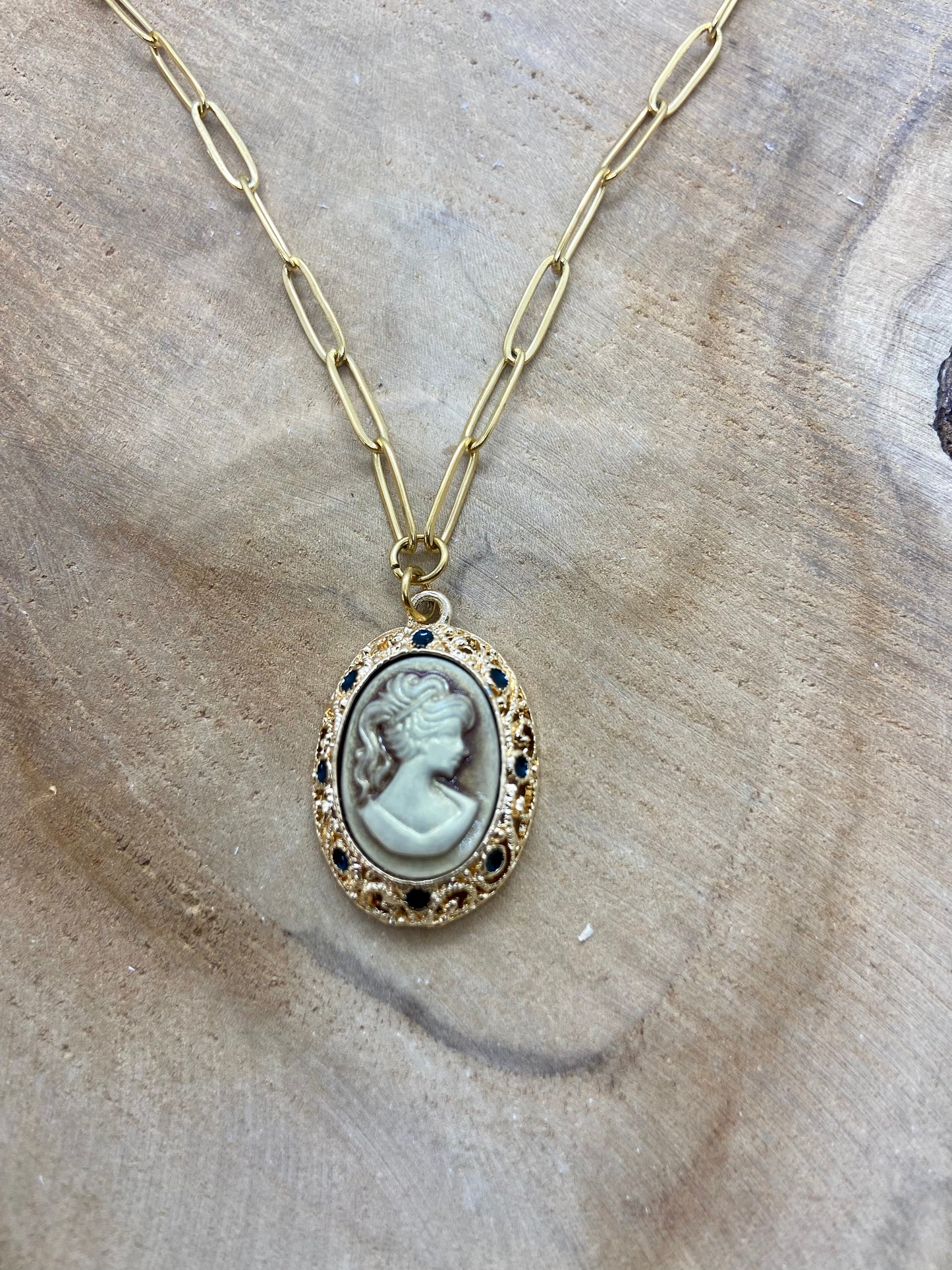 Chaînes en acier inoxydable pendentif camée Style Gothique