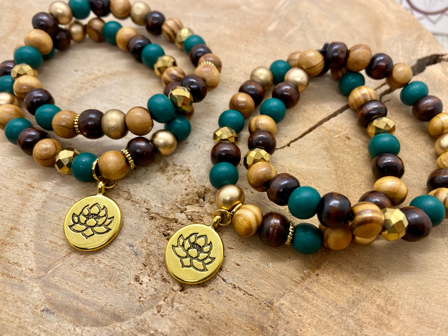 Lot de 2 bracelets bohème breloque Lotus