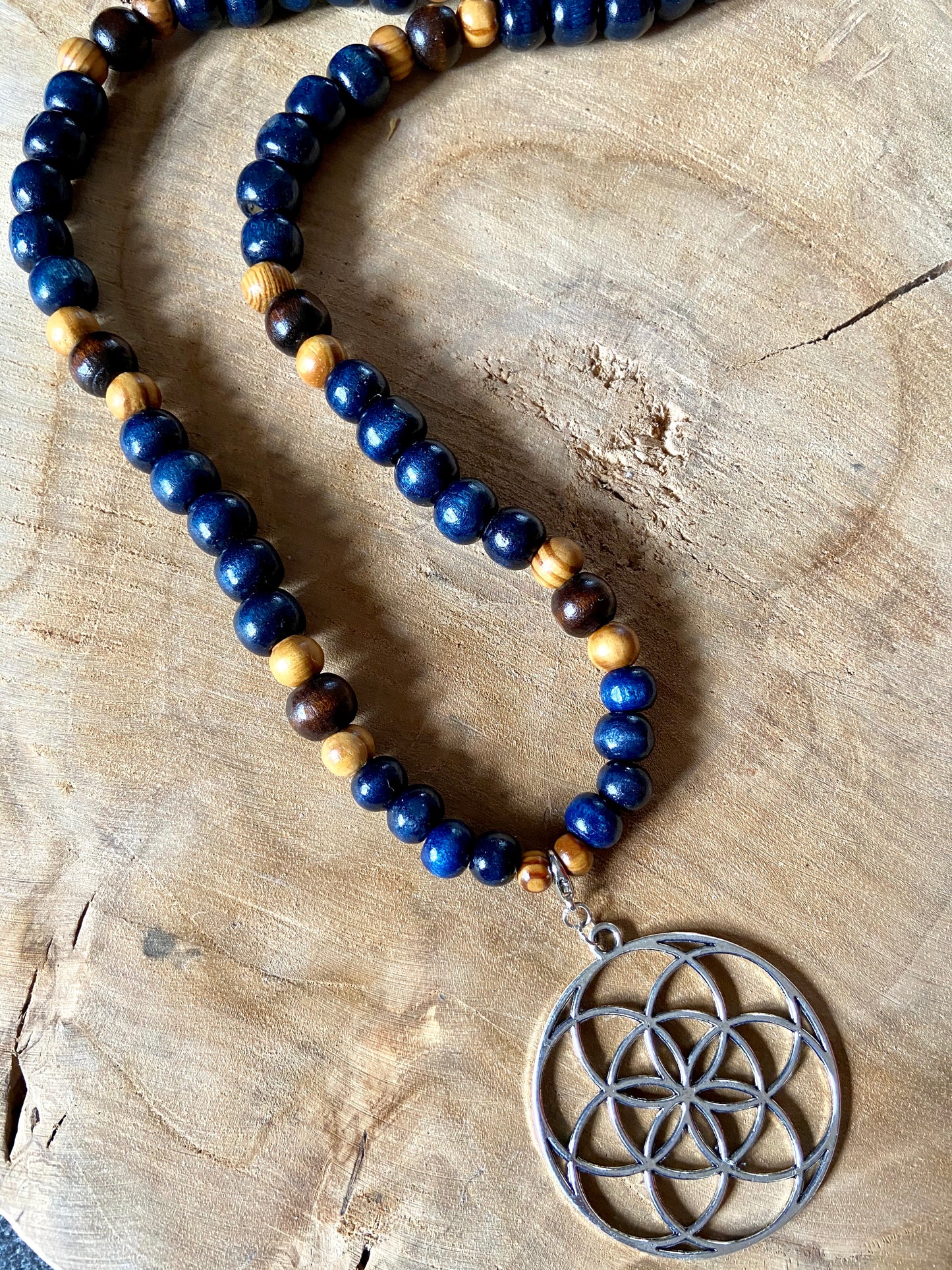 Sautoir bohème chic bleu pendentif mandala