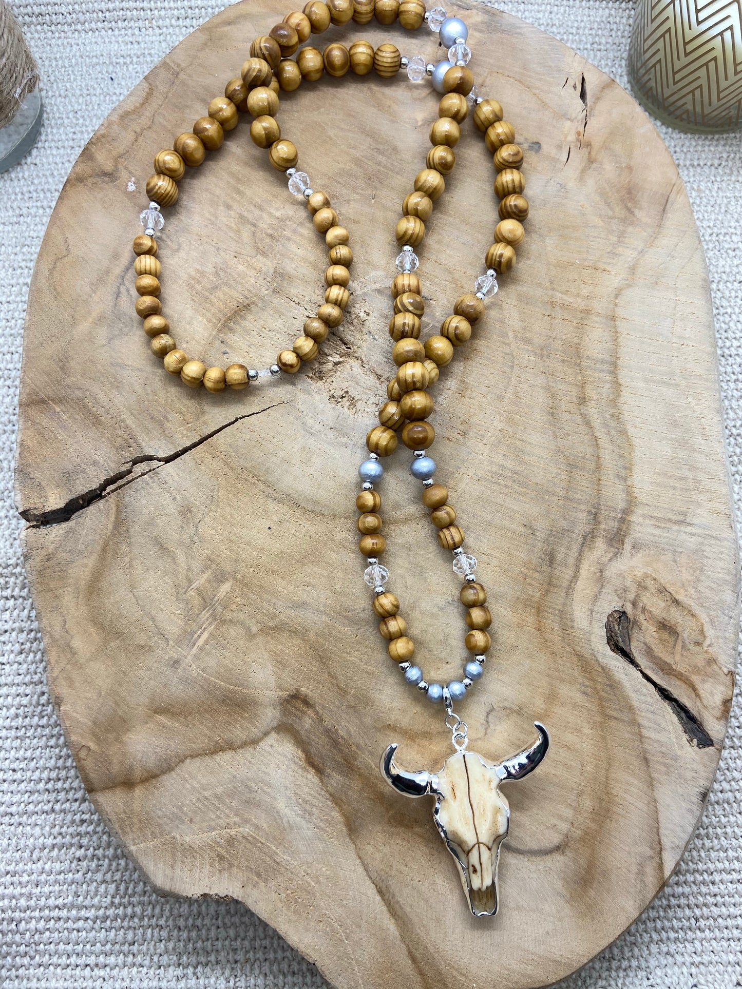 Sautoir en bois hippie chic pendentif Mandala