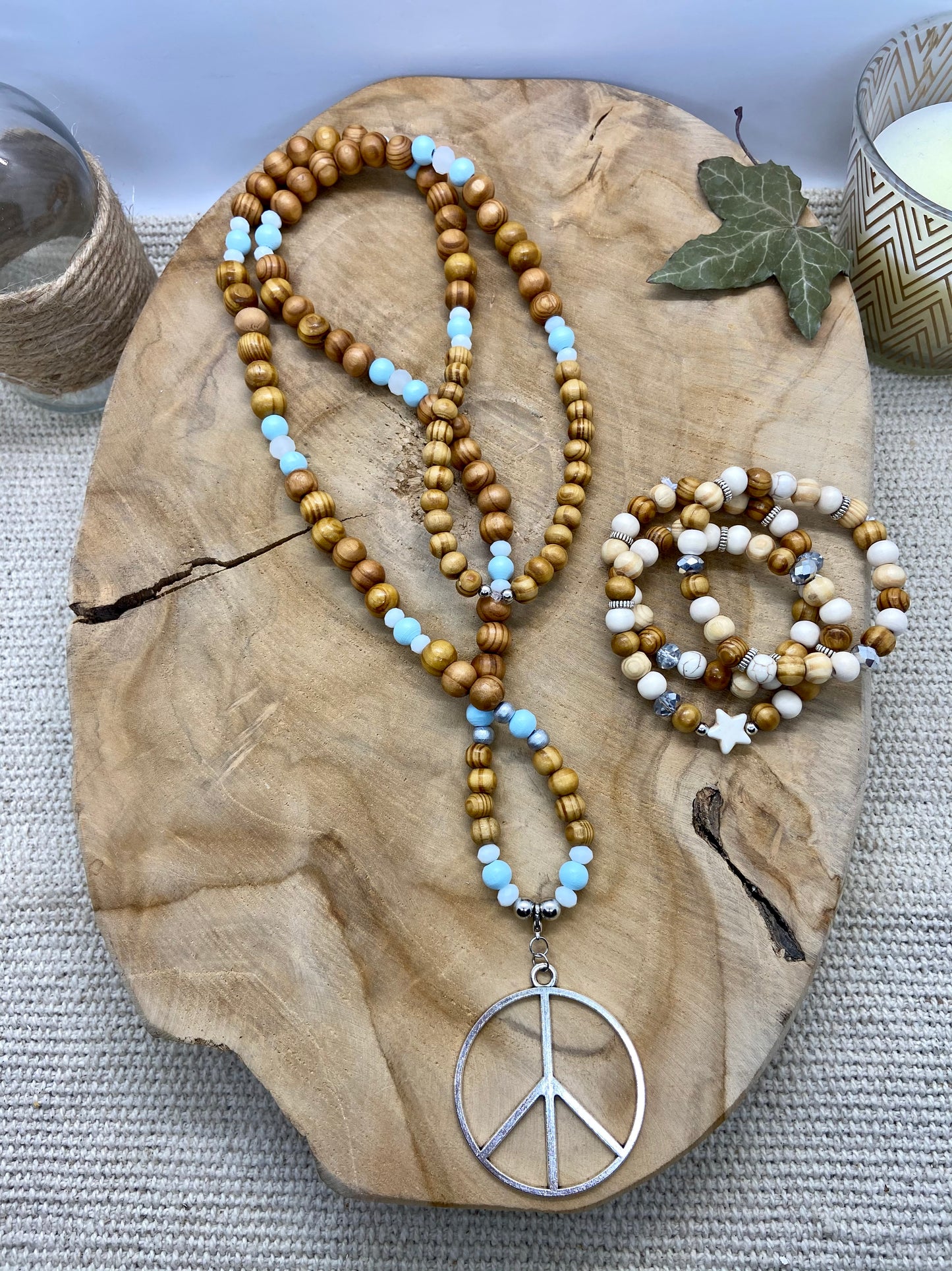 Sautoir bohème chic pendentif Peace & Love