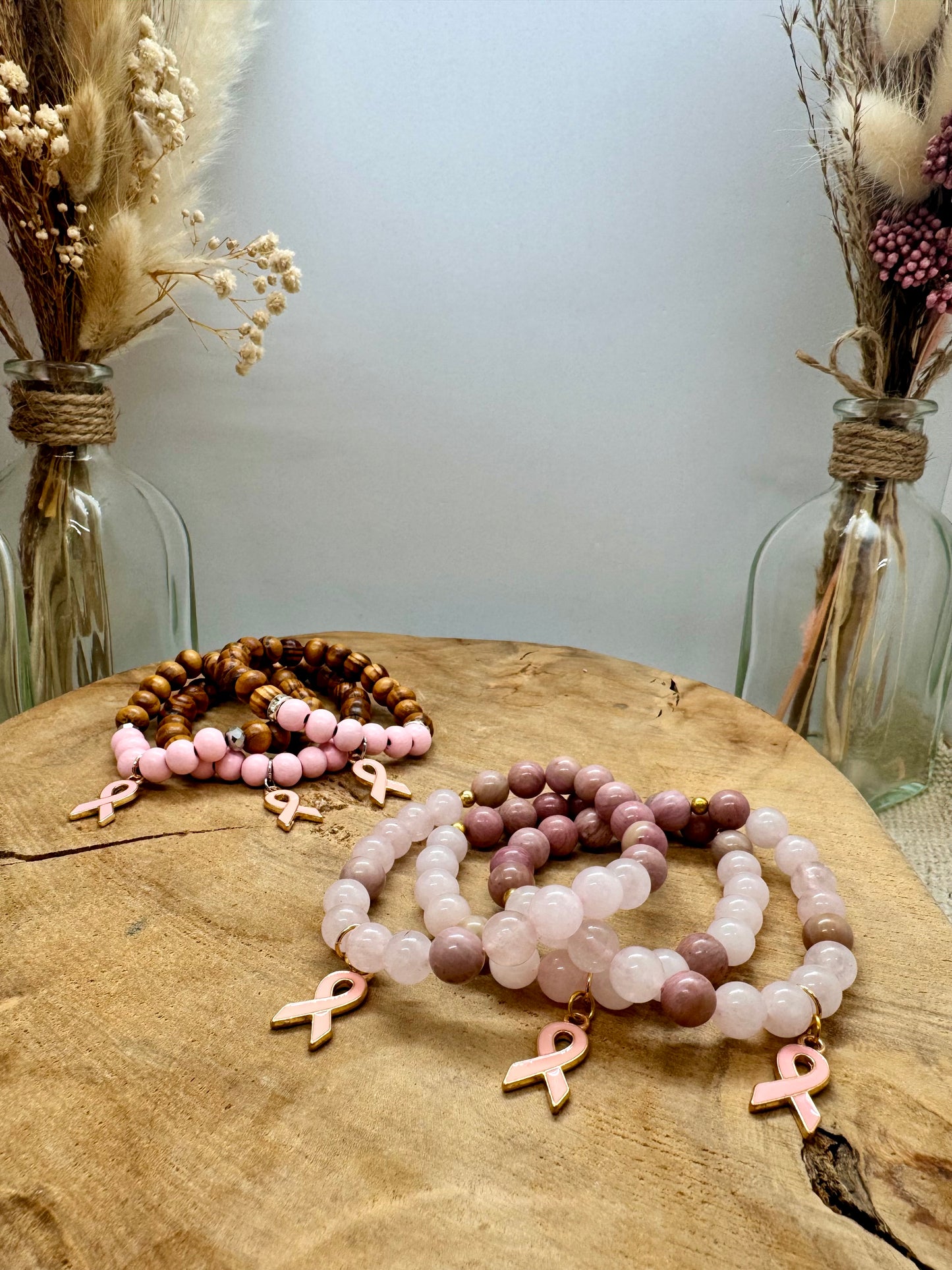 Bracelets ruban rose octobre rose pierres rose 