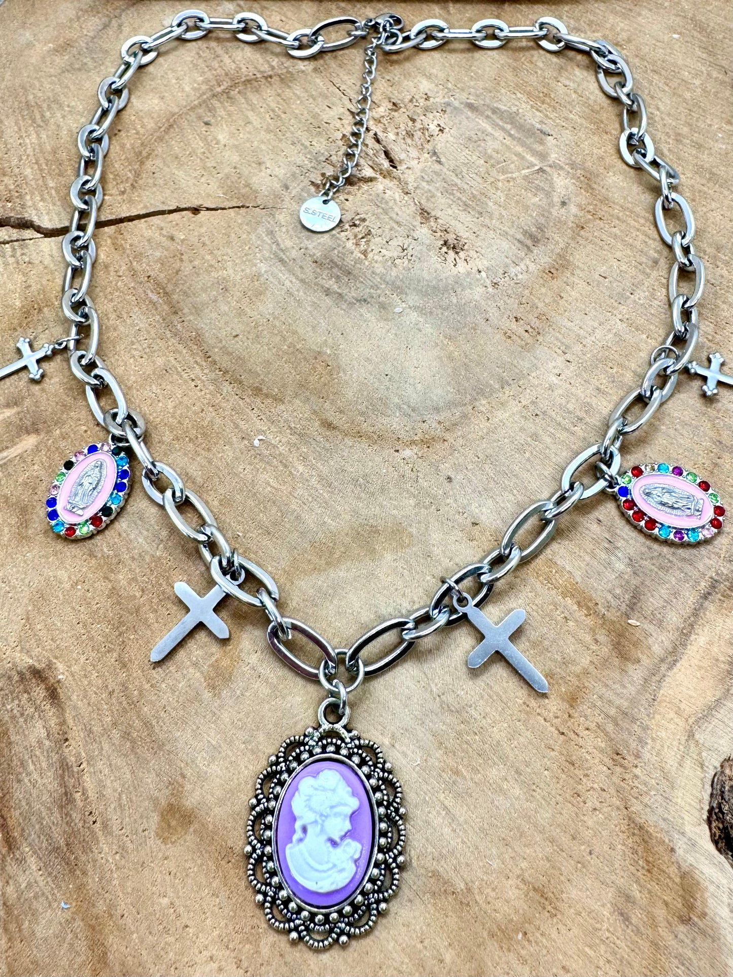 Collier acier inoxydable avec breloques talisman pendentif Médaille Camée Violette