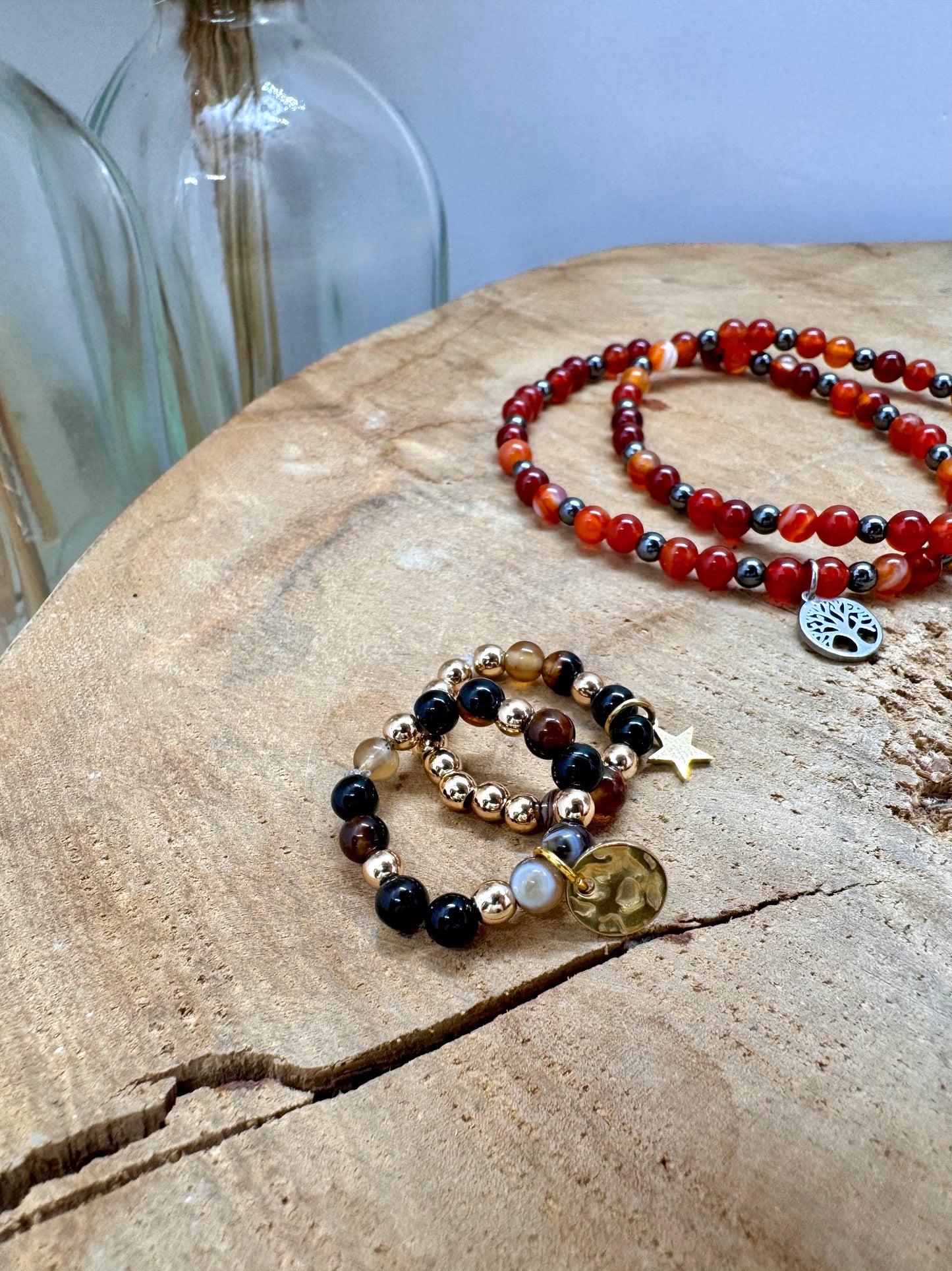 Collection de bijoux élastiques, bracelets et bagues élastiques en Agate Rouge & Marron