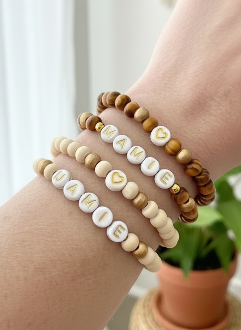 Bracelet en bois cadeau mamie fêtes des grand mères