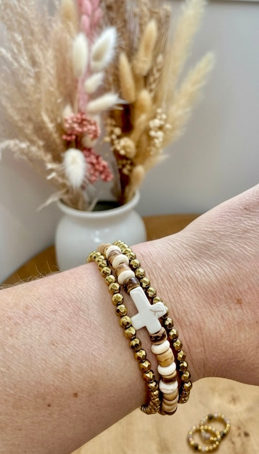 Collection Printemps 2026 – Bracelets élastiques en bois & pyrite, bagues en acier inoxydable et pierres naturelles