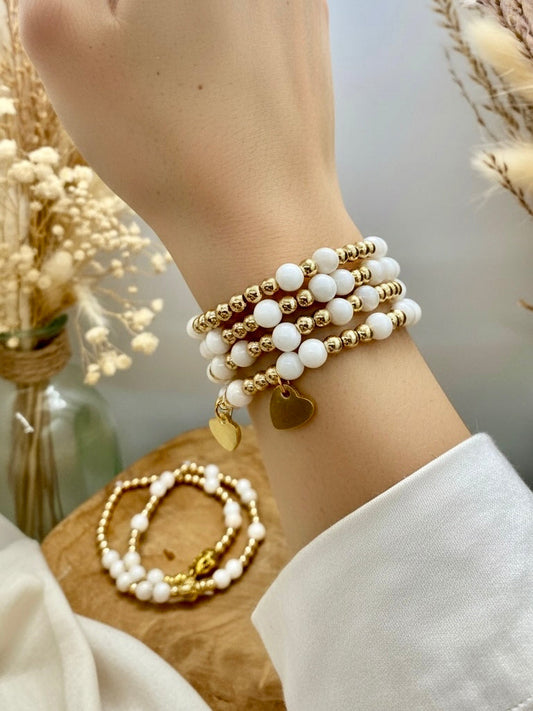 Bracelet en pierres naturelles blanches nacrées et acier inoxydable doré bohème