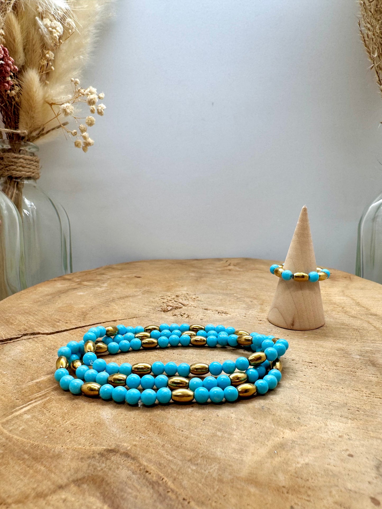 Collection bracelets et bagues fines – Pierre naturelle & acier inoxydable doré
