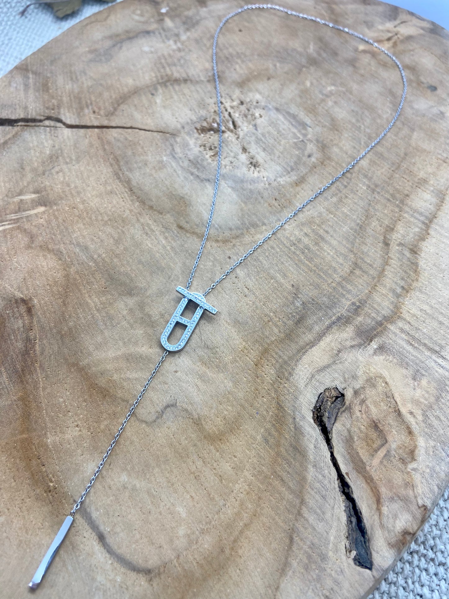 Collier chaine minimaliste avec pendentif strass