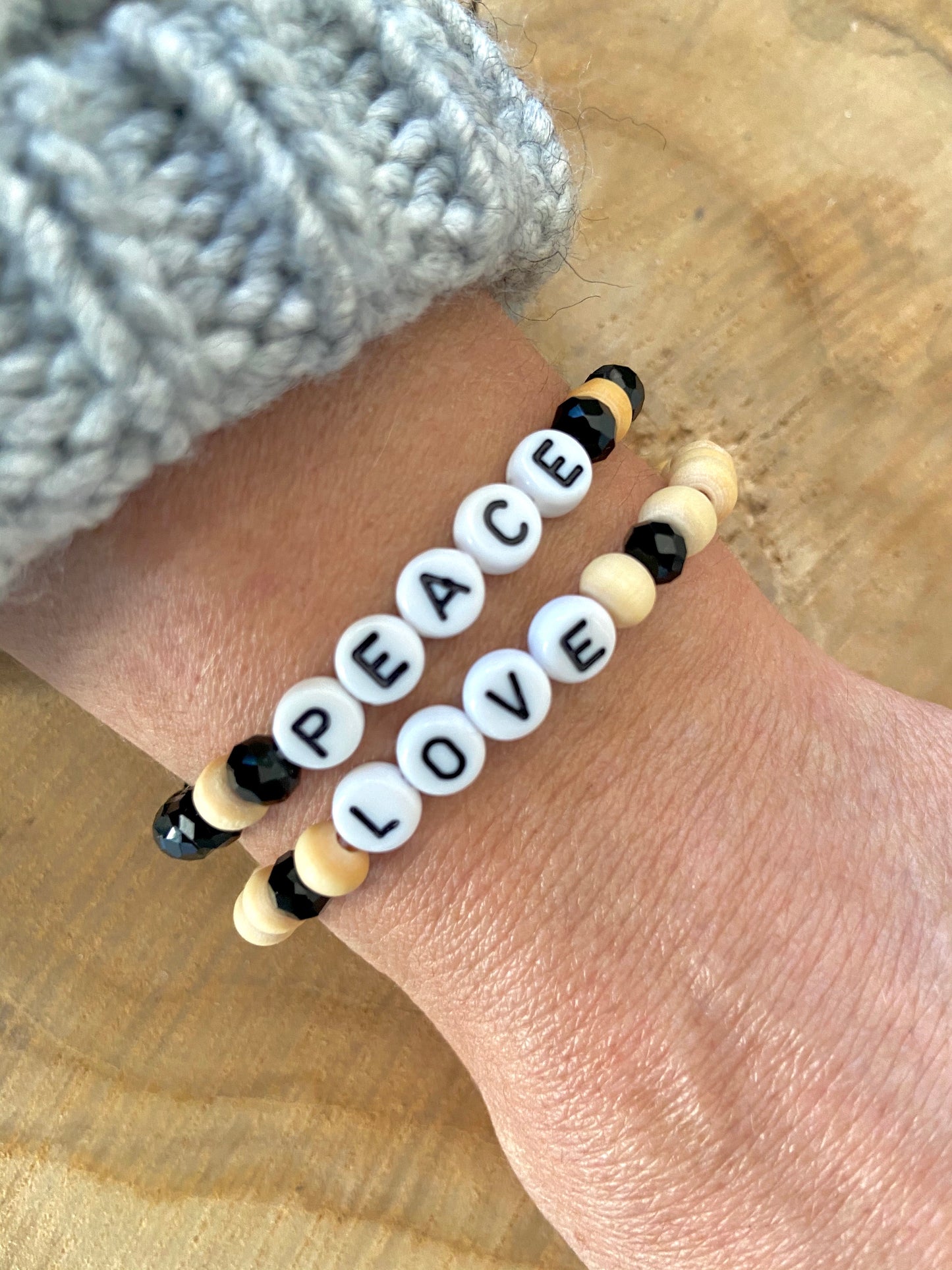 Duo de bracelets à message Peace and Love