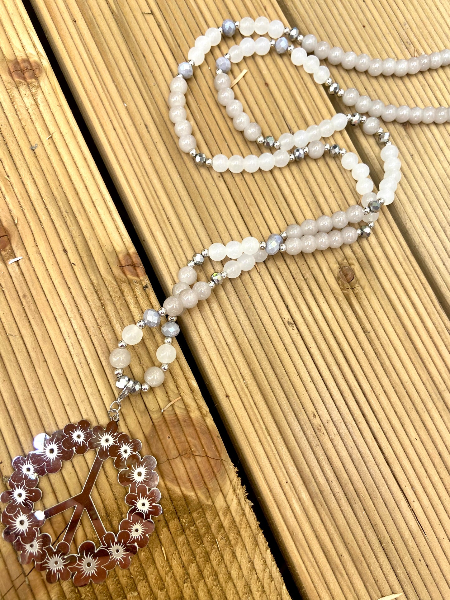 Sautoirs hippie chic en perles de verre et pendentif Acier Inoxydable